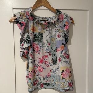 Fate Floral Sleeveless Ruffled Blouse